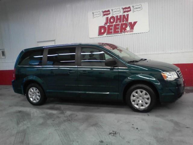 Chrysler Town and Country 2009 photo 0