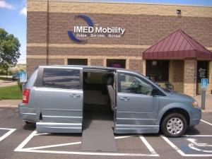 Chrysler Town and Country Elk Conversion Van Handicap-Accessible Vehicle