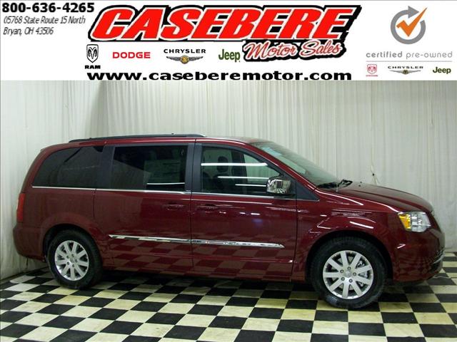 Chrysler Town and Country Limited NAV 4X4 MiniVan