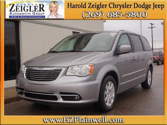 Chrysler Town and Country 3.5 MiniVan