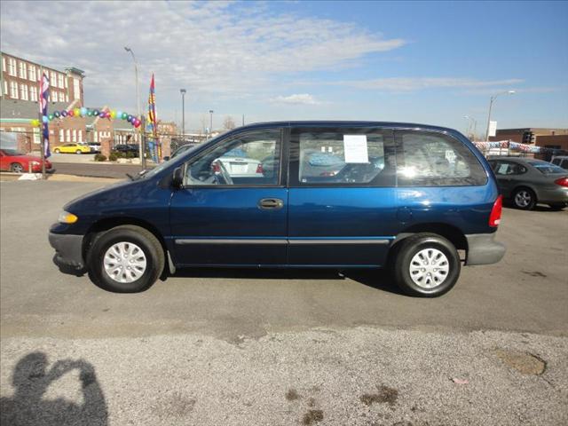 Chrysler Voyager 2000 photo 4