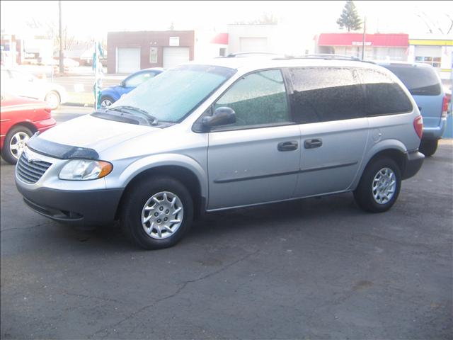 Chrysler Voyager 2001 photo 2