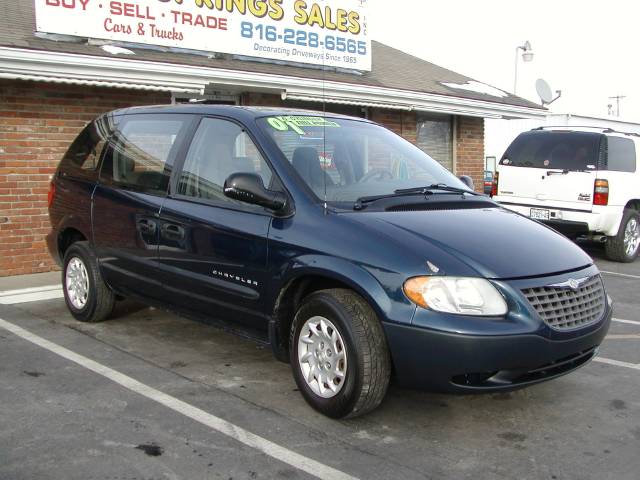 Chrysler Voyager Elk Conversion Van MiniVan