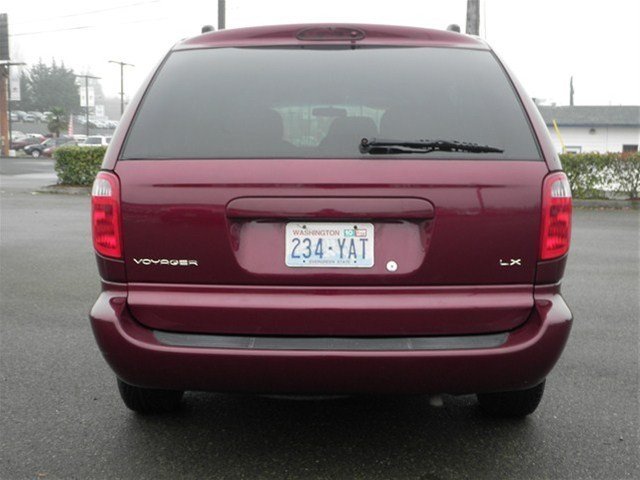 Chrysler Voyager 2001 photo 3