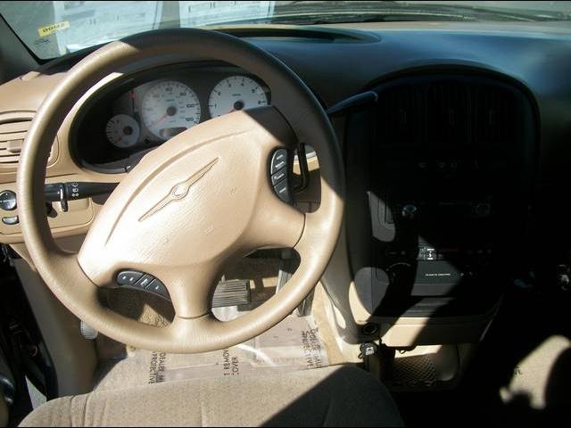 Chrysler Voyager 2001 photo 5