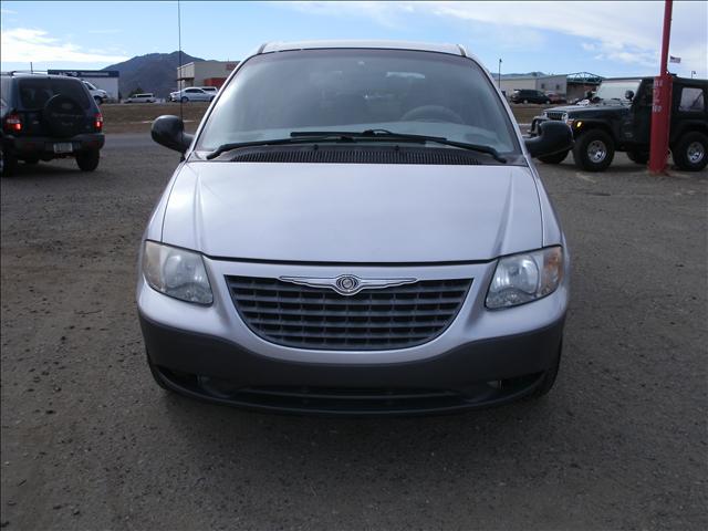 Chrysler Voyager 2001 photo 2