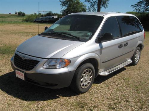 Chrysler Voyager 2001 photo 1