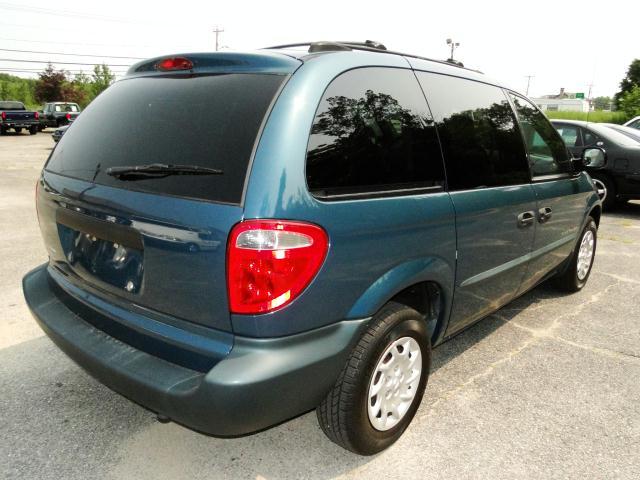 Chrysler Voyager 2001 photo 1