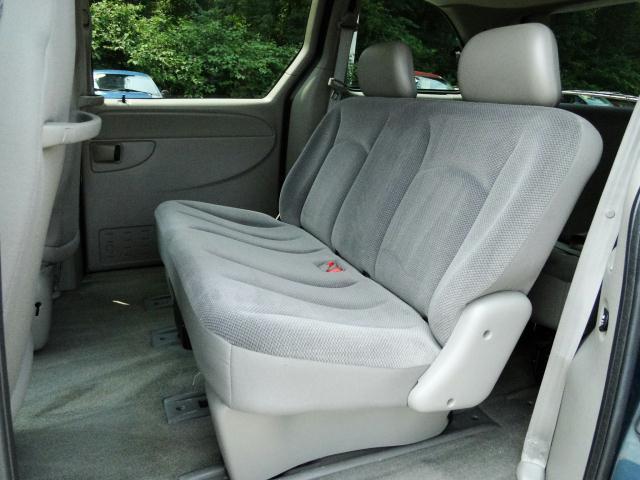 Chrysler Voyager 2001 photo 3