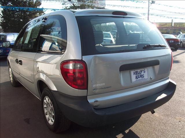 Chrysler Voyager 2001 photo 3