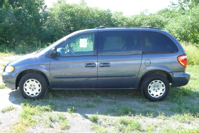 Chrysler Voyager 2001 photo 1