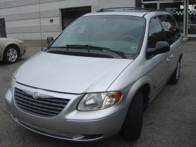 Chrysler Voyager 2001 photo 1