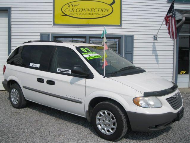 Chrysler Voyager Base MiniVan