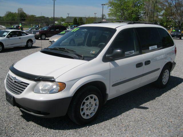 Chrysler Voyager 2001 photo 1