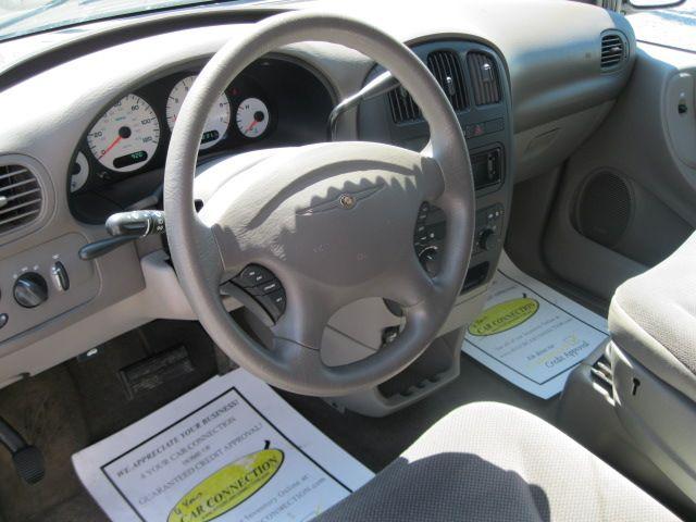 Chrysler Voyager 2001 photo 4