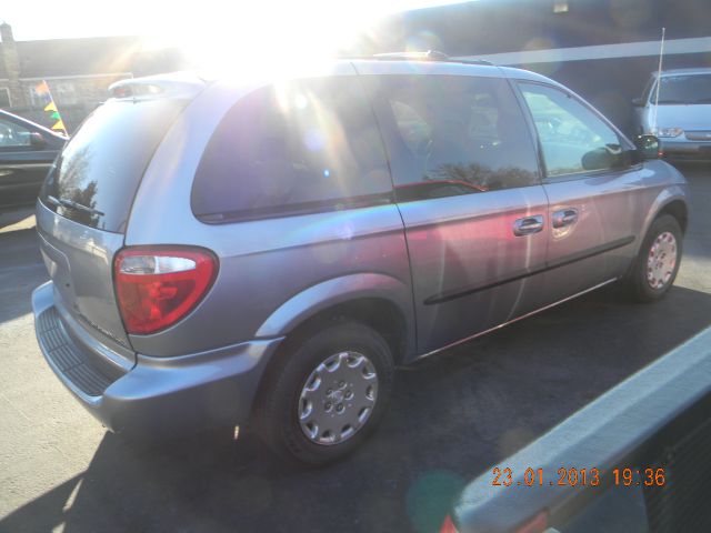 Chrysler Voyager 2003 photo 1