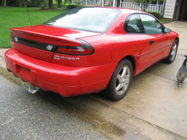 Dodge Avenger 2000 photo 2