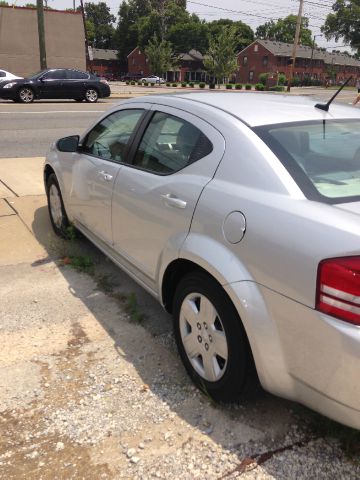 Dodge Avenger SE Sedan