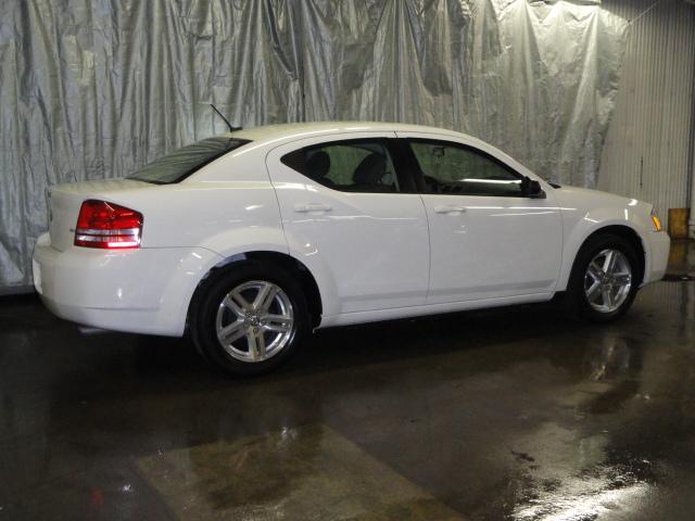 Dodge Avenger 2008 photo 2