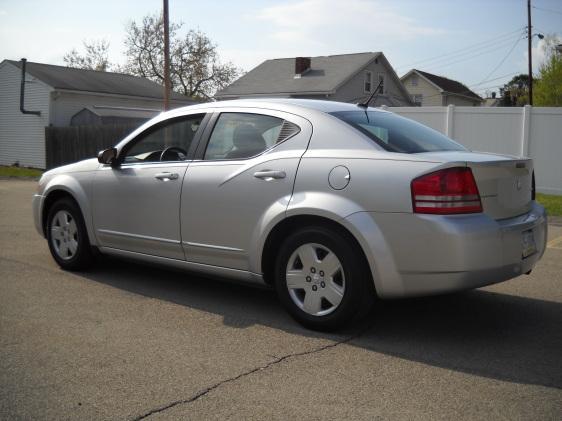 Dodge Avenger 2009 photo 2