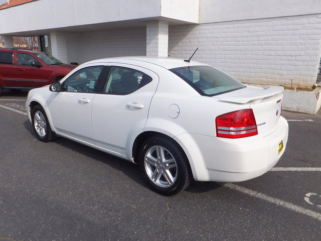 Dodge Avenger 2009 photo 2