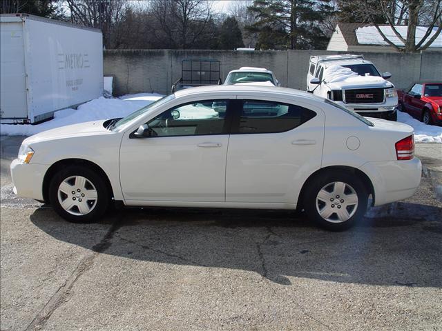 Dodge Avenger SE Sedan