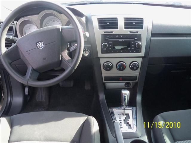 Dodge Avenger 2009 photo 2