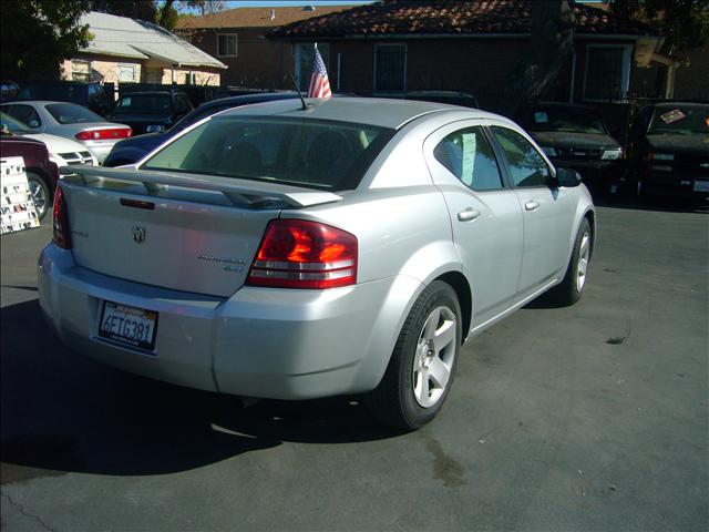 Dodge Avenger 2009 photo 2