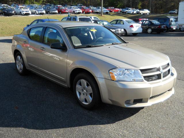 Dodge Avenger SE Sedan