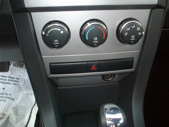 Dodge Avenger 2009 photo 4