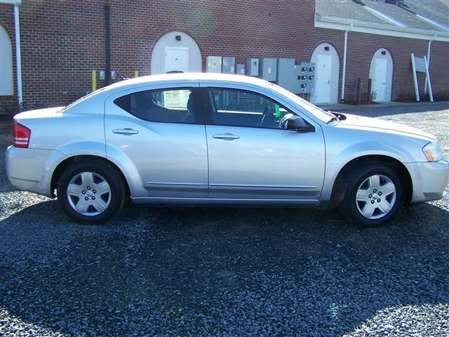 Dodge Avenger 2010 photo 3