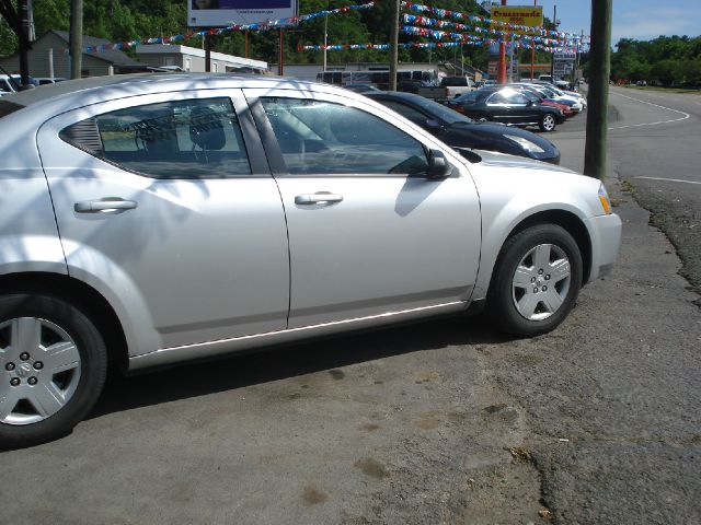 Dodge Avenger 2010 photo 2