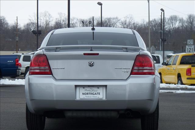 Dodge Avenger 2010 photo 3