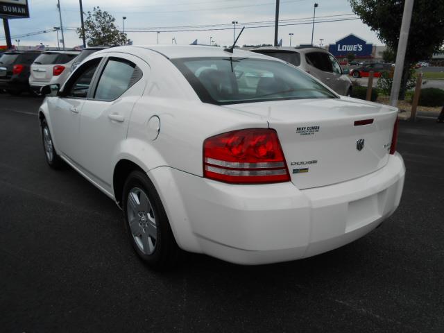 Dodge Avenger 2010 photo 4