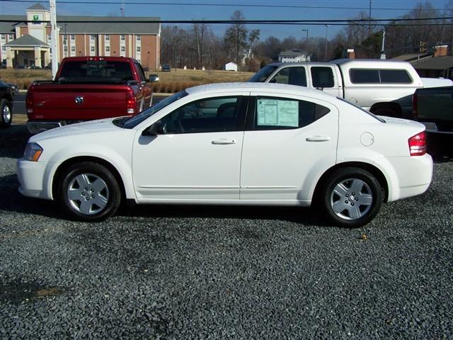 Dodge Avenger 2010 photo 1