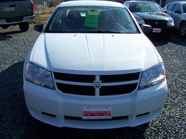 Dodge Avenger 2010 photo 4