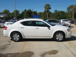 Dodge Avenger 2010 photo 1