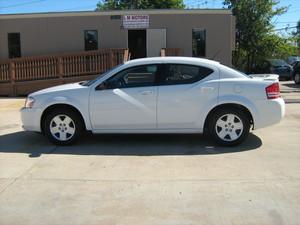 Dodge Avenger 2010 photo 2