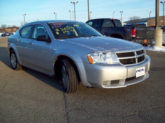 Dodge Avenger 2010 photo 1