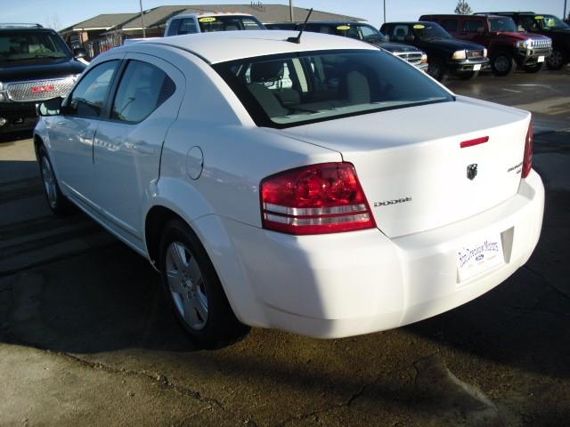 Dodge Avenger 2010 photo 1