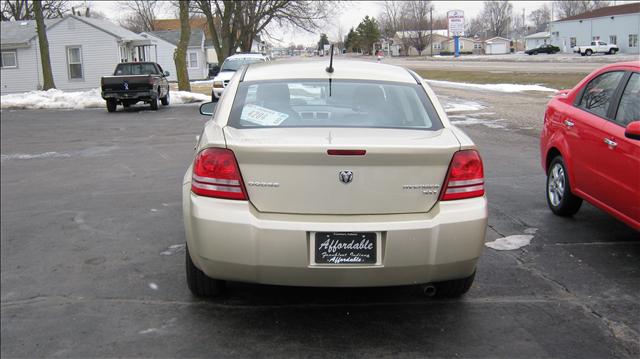 Dodge Avenger 2010 photo 2