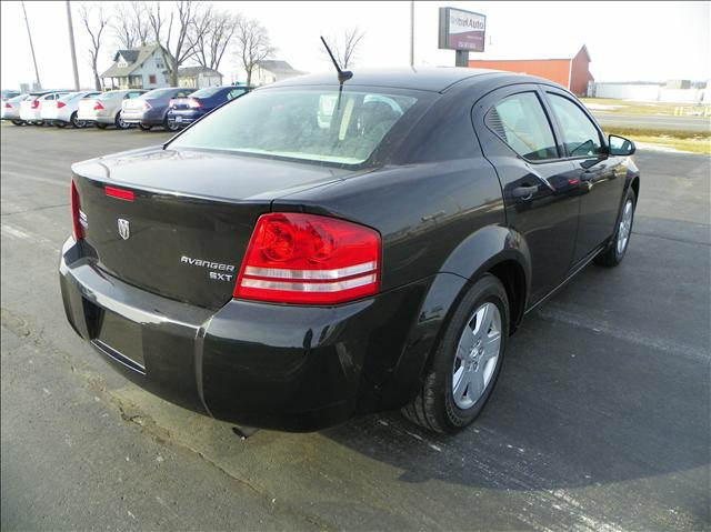 Dodge Avenger 2010 photo 2