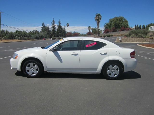 Dodge Avenger 2010 photo 3