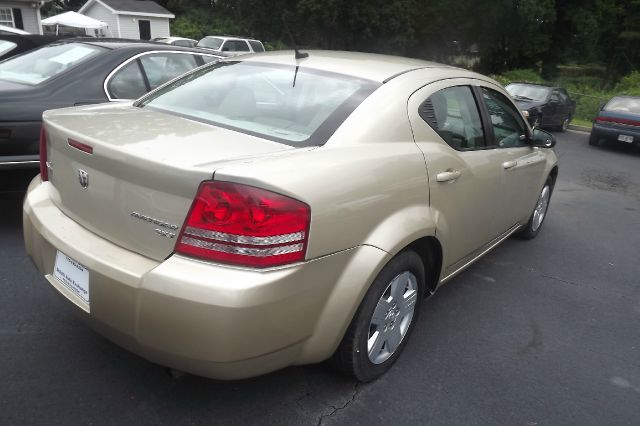 Dodge Avenger 2010 photo 2