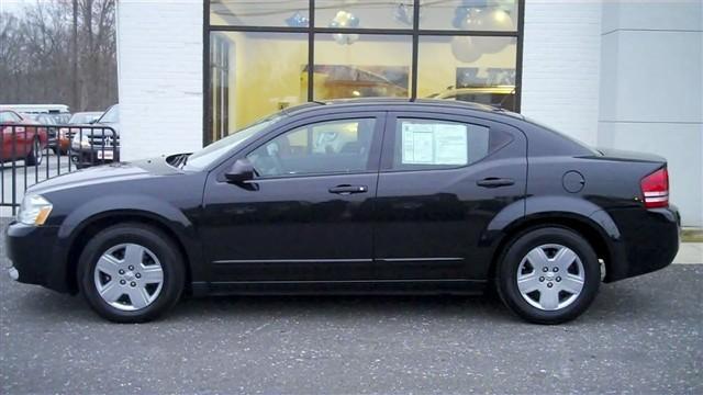 Dodge Avenger 2010 photo 2