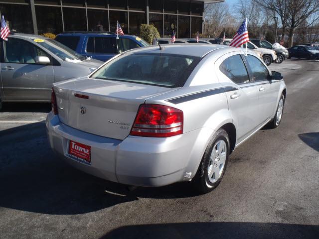 Dodge Avenger 2010 photo 1