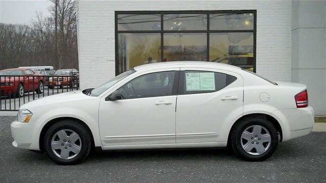 Dodge Avenger 2010 photo 2