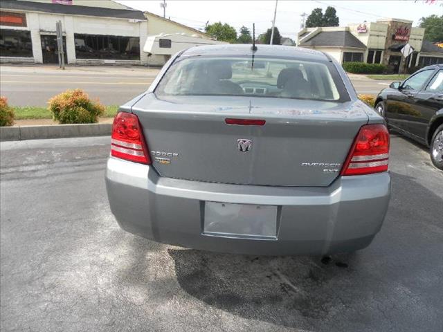 Dodge Avenger 2010 photo 3