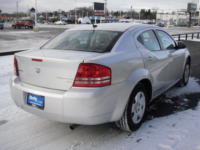 Dodge Avenger 2010 photo 1