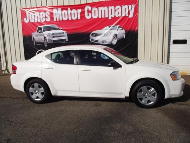 Dodge Avenger 2010 photo 2